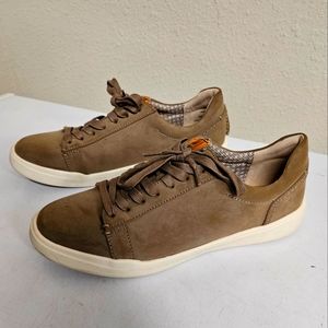 Crown Vintage Men Size 9.5 Loafers Casual